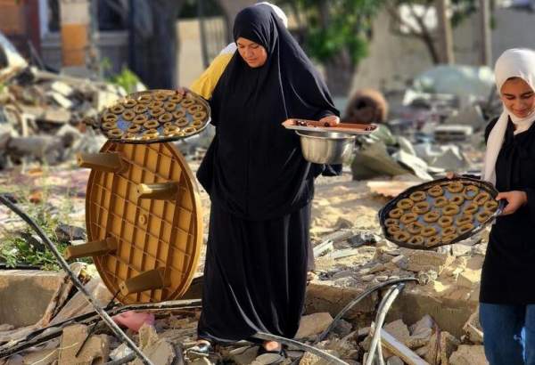 War-torn Gaza women prepare sweets on Eid al-Adha (photo)  <img src="/images/picture_icon.png" width="13" height="13" border="0" align="top">