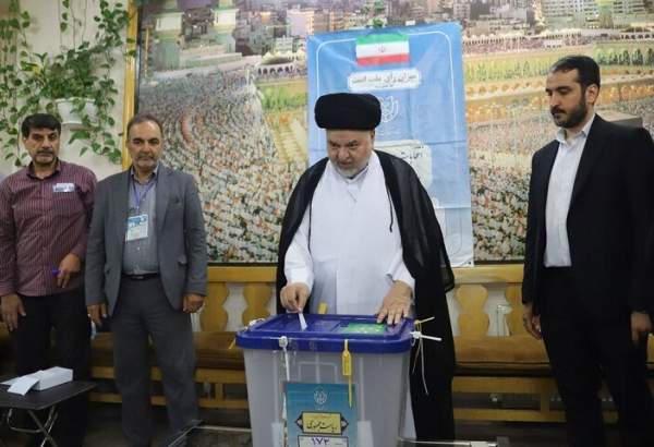 حضور نماینده آیت الله سیستانی در ایران در انتخابات ریاست جمهوری