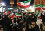 Two Iranian candidates hold campaign rally ahead of runoff election (photo)  