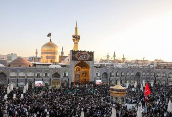 Imam Reza shrine clad in black ahead of Muharram mourning ceremonies (photo)  