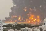 صیہونی حکومت کے طیاروں نے ہفتے کی شام یمن کے مغرب میں ساحلی شہر الحدیدہ پر حملہ