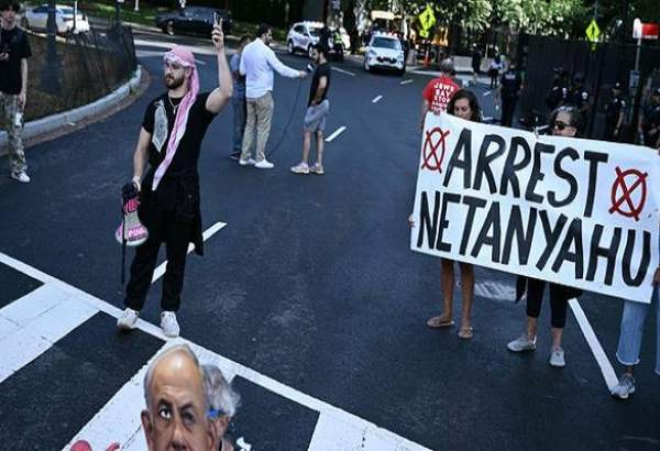 تجمع معترضان حامی فلسطین در مقابل هتل محل اقامت نتانیاهو در واشنگتن