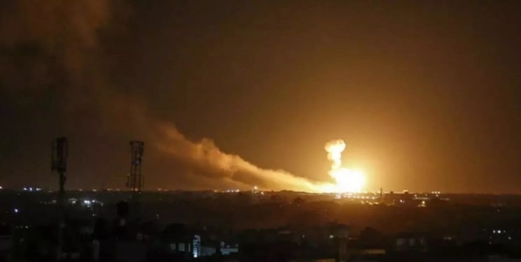 فصائل المقاومة استهدفت قاعدة كونيكو الأميركية بالصواريخ في ريف دير الزور شرقي سوريا