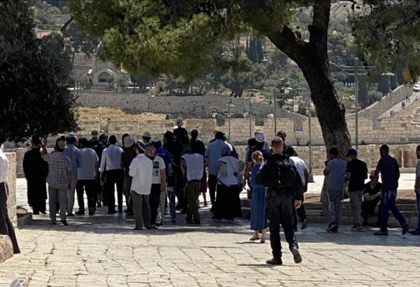 Hundreds of illegal Israeli settlers storm into Al-Aqsa Mosque to mark Jewish event