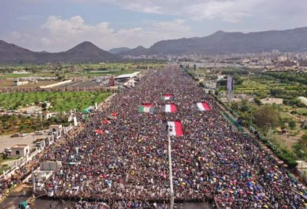 Yemenis voice support for Palestinians in massive Friday march