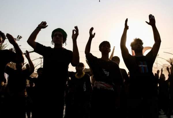 Holy shrine of Imam Hussein on Arbaeen Day (photo)  