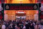 حرم امام حسین(ع) در آستانه رحلت پیامبر(ص) سیاهپوش شد  <img src="/images/picture_icon.png" width="13" height="13" border="0" align="top">