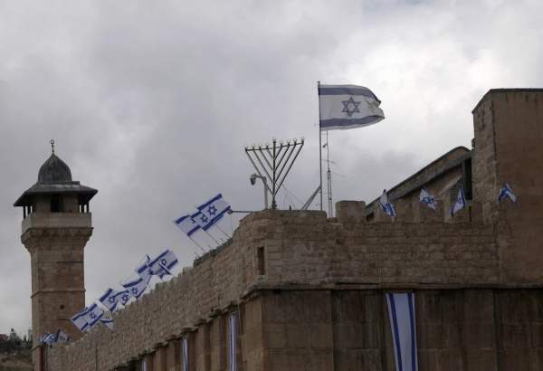 Israel stops Muslim worship at Ibrahimi Mosque