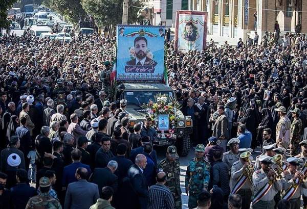 Iranians attend mass funeral held for army personnel martyred in Israeli aggression