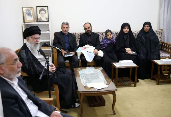 Leader of Islamic Revolution meets families of army personnel martyred in Israeli strike (photo)  