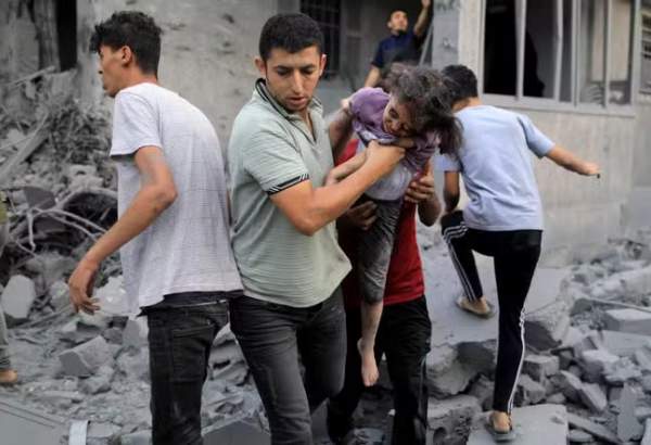 Dozens of Palestinian civilians killed and injured on 398th days of Israeli strikes across Gaza