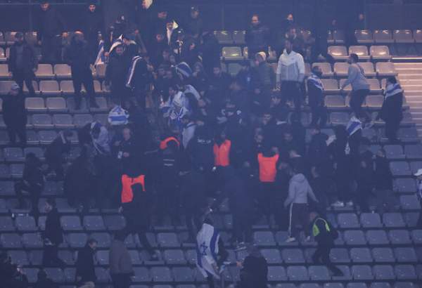 Des supporters israéliens affrontent des supporters français