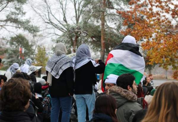 Ottawa pro-Palestine activists call for end to Israeli war on Gaza