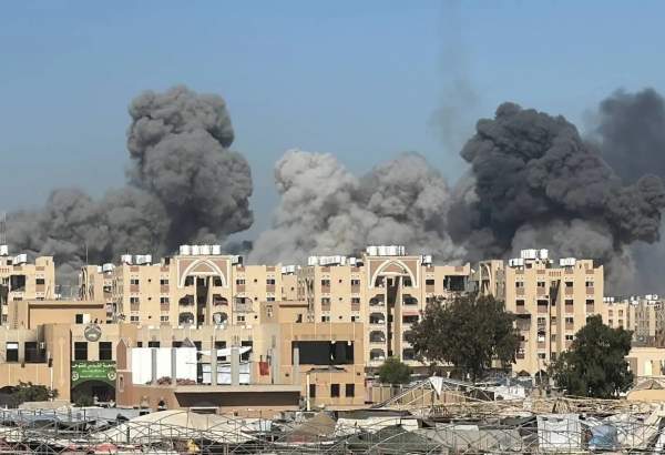 Israel Intensifies Airstrikes on Central Gaza, Ground Incursion in North and South