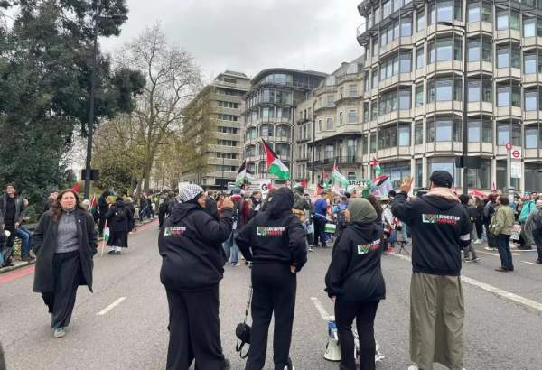 London: Over 125,000 march in defiant stand for Palestine