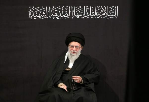 Leader attends first night of mourning ceremonies for Hazrat Fatemeh