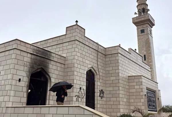 Israeli settlers vandalize, set West Bank mosque on fire