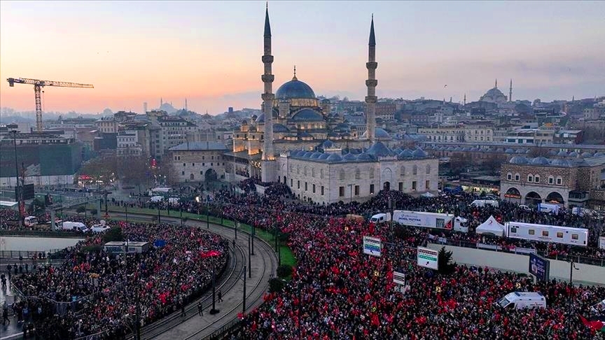 مئات الآلاف يحتشدون في إسطنبول دعما لفلسطين