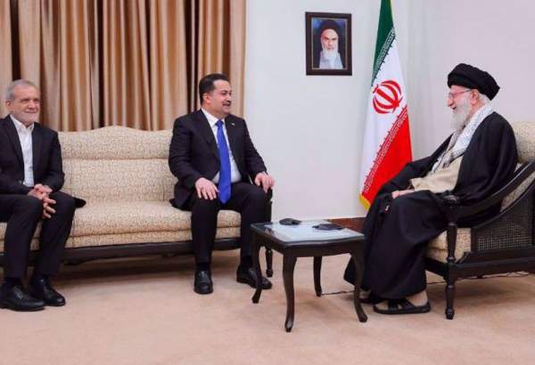 Leader stresses unity, prosperity in Iraq beneficial for Iran