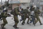 Israeli occupation forces detain 16 Palestinians in the West Bank